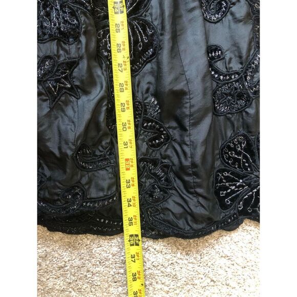 Chico’s Women’s Black Elegant Knee Length Silk Floral Embroidered Skirt Size 3 ( - Picture 7 of 8